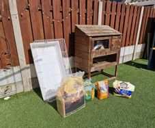 Guinea Pig Cage + food & accessories