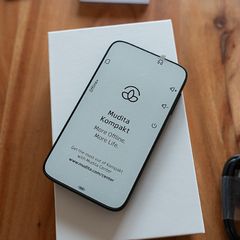 Mudita Kompakt - Minimalist E-ink Phone