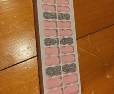 press on nails