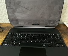 Belkin keyboard case for iPad Pro 13inch