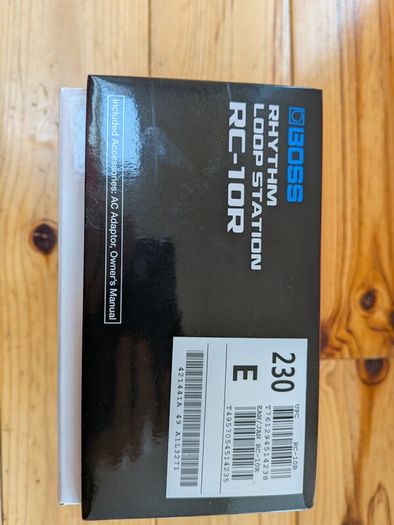 Boss RC-10R Rhythm Loopstation Looper Pedal