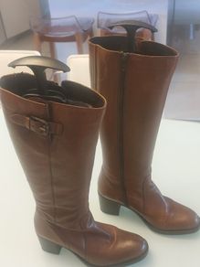 Clarks leather boots - UK 5.5 - Brand New