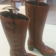 Clarks leather boots - UK 5.5 - Brand New