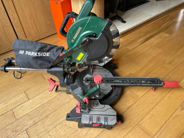 Parkside MPRZ 2000 sliding compound mitre saw