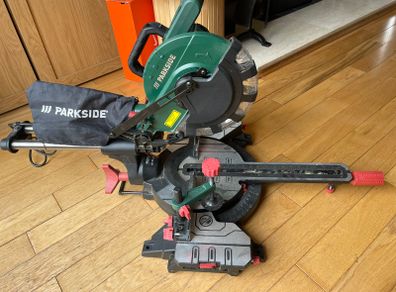 Parkside MPRZ 2000 sliding compound mitre saw