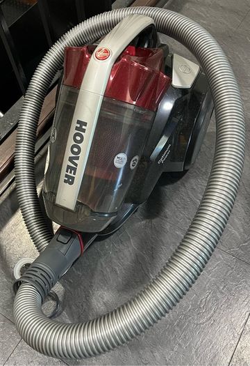 Vacuum Cleaner