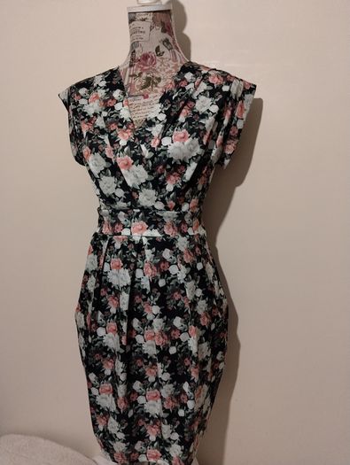 Qed London Floral Pocket Dress