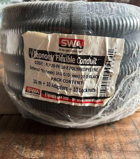 SWA Economy Flexible Conduit 20mm - 10m pack with fittings