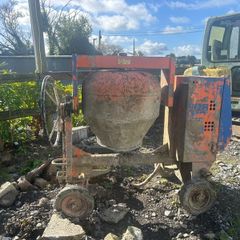 Cement mixer