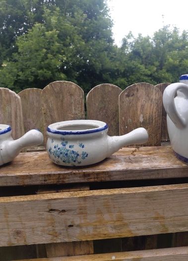 Soup Pot and Bowls