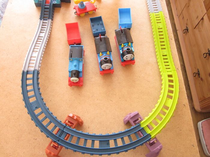 Thomas & Friends Knapford Station Bundle