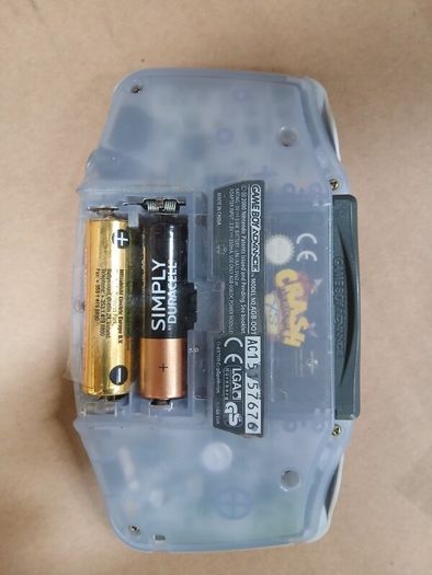 Gameboy Advanve (no back)