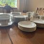 Vintage china dinner service Image 2