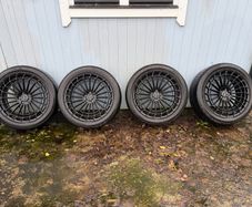 Selection of alloy wheels