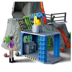 Schleich volcano set