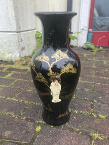 Chinese mother of pearl stand free postage