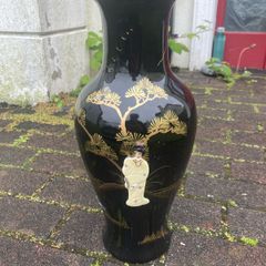 Chinese mother of pearl stand free postage