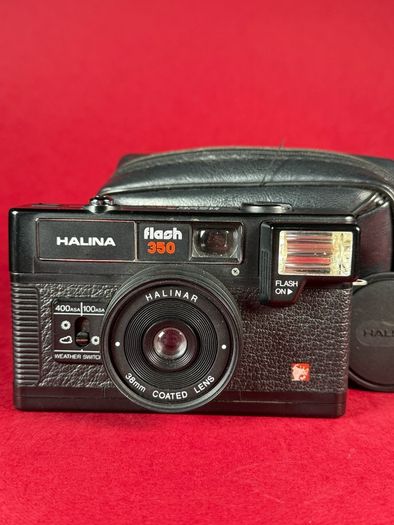 Halina Flash 350 film camera
