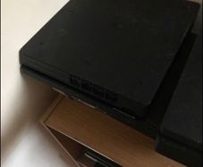 2 PlayStation 4s