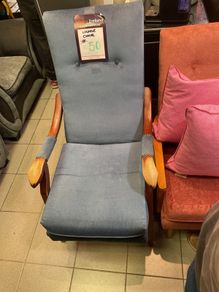 lounge chair