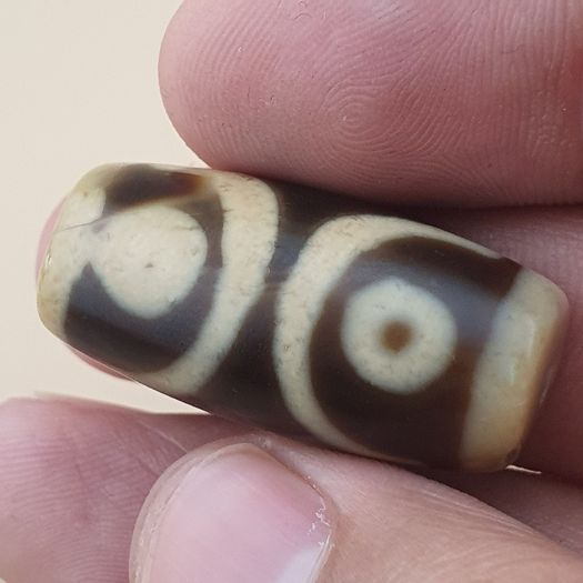 Vintage 3 Eyes Himalayan Tibetan Agate Dzi Bead Amulet