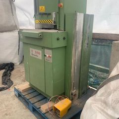 Double Mitre Saw