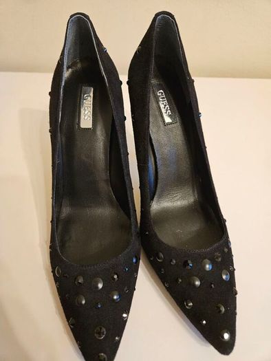 GUESS FLPAD4SUE08 high heels courts shoes nlack suede with metal studs RRP 150e 4.5 UK NEW & BOXED bank holiday sale