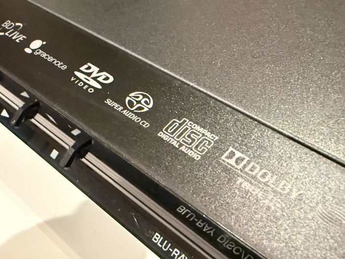 Sony BDP-S480 3D Blu-ray / SACD / CD / DVD Player with Remote Control