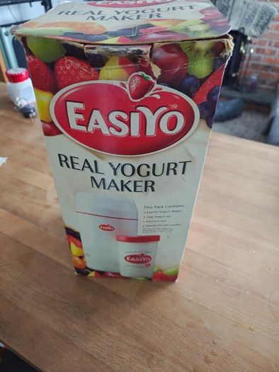 Easiyo Yogurt Maker