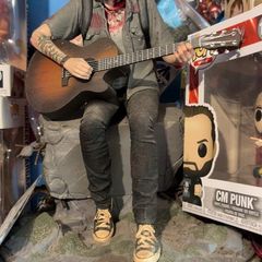 The Last of Us 2 - Ellie Statue
