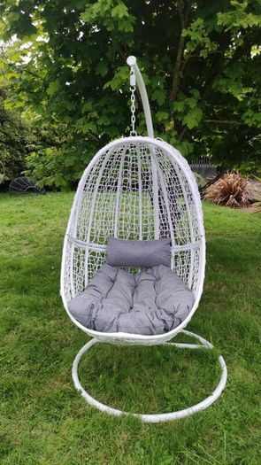 Hanging Egg Chair Rattan Style Cushion & Metal