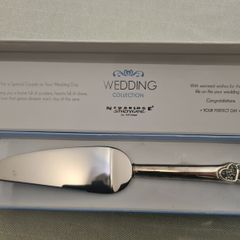 Newbridge Silverware Wedding Collection Cake Knife