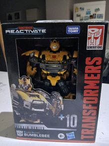 Transformers Studio Series Deluxe Class Bumblebee Gamer Edition
