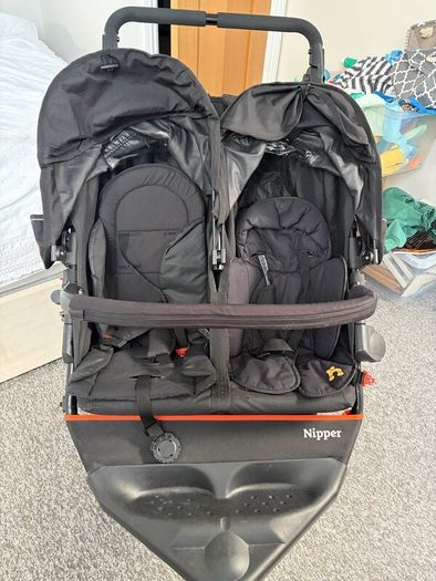 Nipper Double V5 Out n About