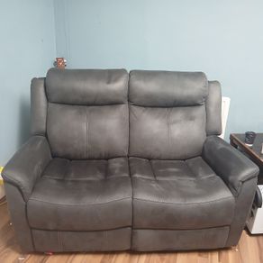 2 seater recliner