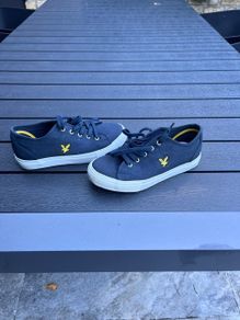 Lyle & Scott Navy Canvas shoes