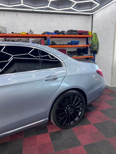 E-Class 2017 Widescreen High Spec!!