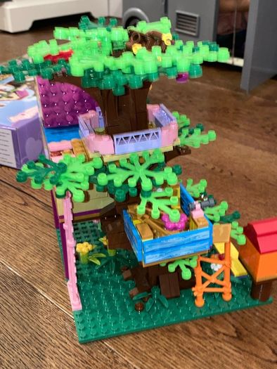 Dreamcity tree house