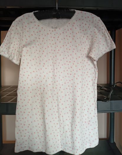 Girls Tee Shirt, size "13 to 14"
