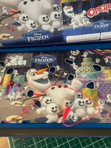 2014 Hasbro Disney Frozen Edition Operation Game