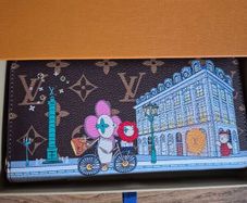 LV purse