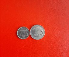 2000 Irish 5p and 10p