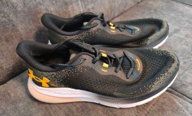 Under Armour Running Shoes