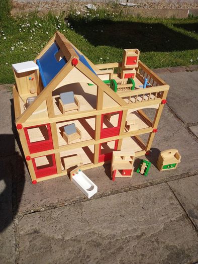 Doll house