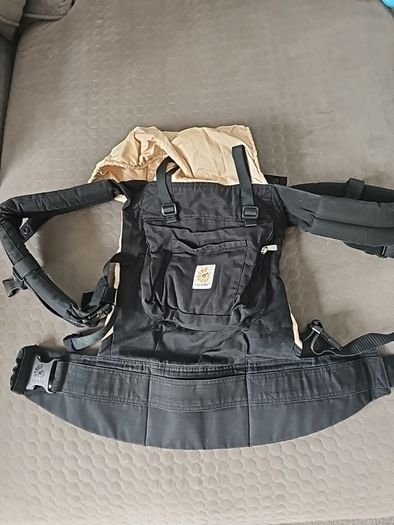 Ergo Baby Careier with Infant Insert
