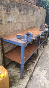 Steel work bench