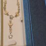 Crystal necklace and bracelet Image 3