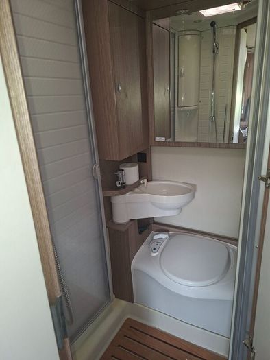 Campervan Carado T135 Emotion 191,