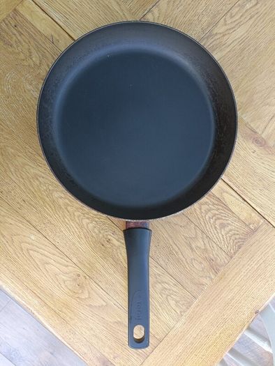 Tefal 32cm frying pan