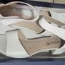 Ladies white sandals Image 4